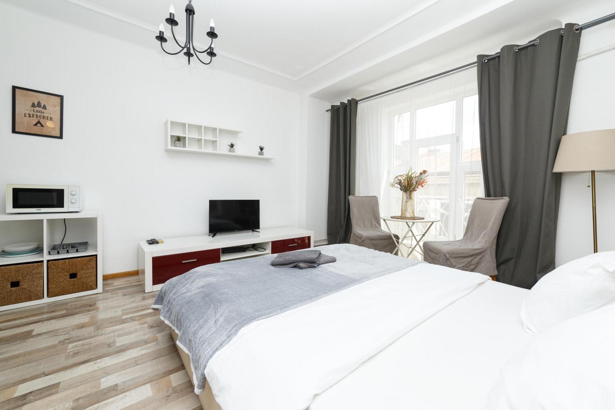 Color Apartments Blanari Street Bukarest Exterior foto
