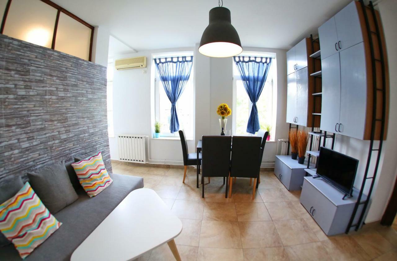 Color Apartments Blanari Street Bukarest Exterior foto