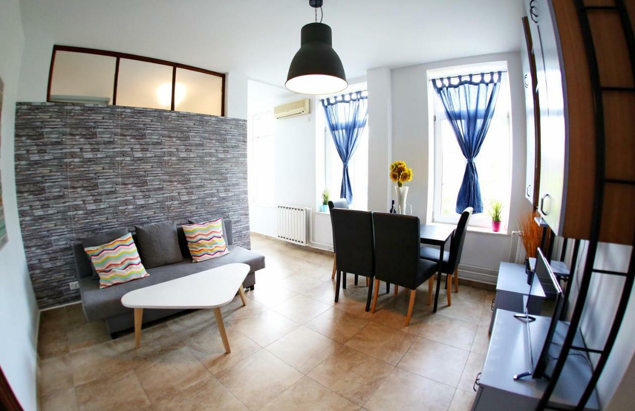 Color Apartments Blanari Street Bukarest Exterior foto