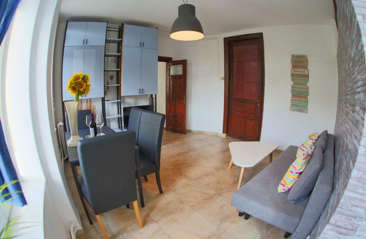 Color Apartments Blanari Street Bukarest Exterior foto
