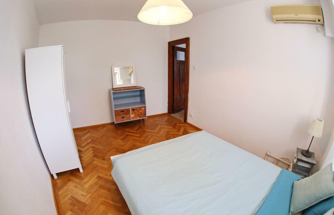 Color Apartments Blanari Street Bukarest Exterior foto